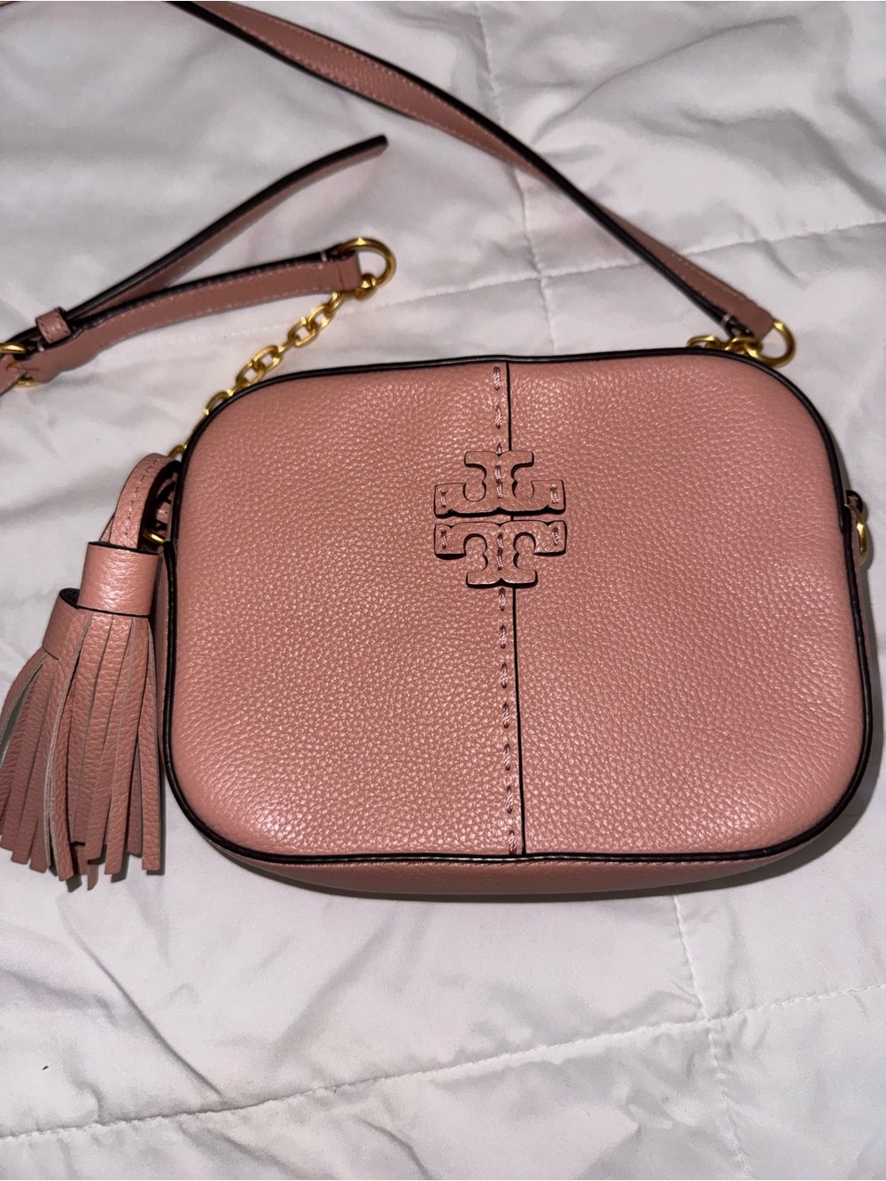 Tory Burch McGraw Pink Pebbled Leather Crossbody Camera Bag with Tassel Like New
